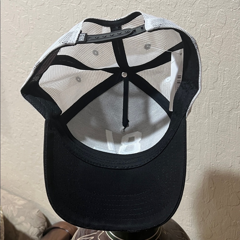 New Defend Hawaii “DFND HI” upside down 78 White & Black A-Frame Trucker Cap! - Picture 8 of 8